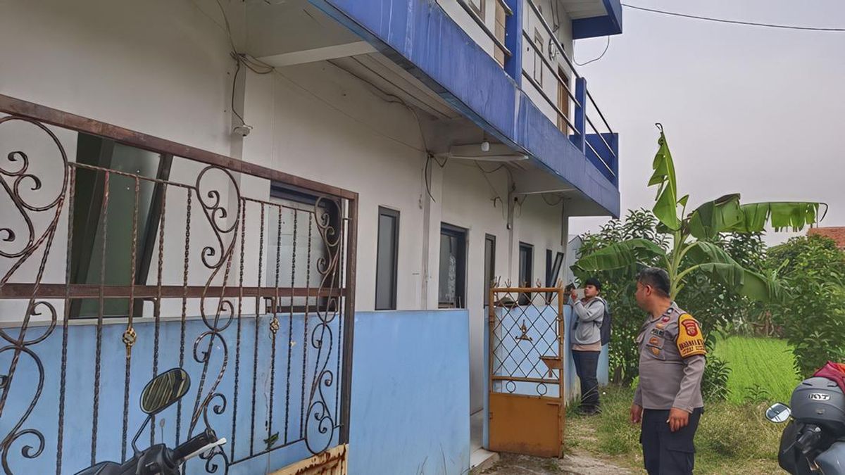 Police: Taufik Hidayat Moved Locations Every Hour Before Arrest
