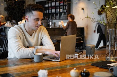 Quality Internet Strengthens MSME Competitiveness in the Digital Economy Era