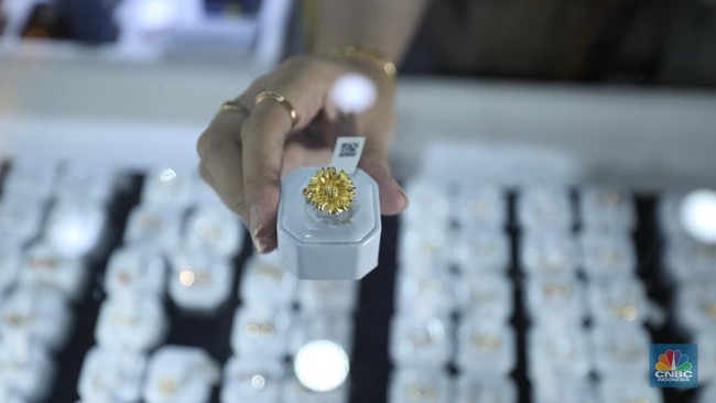 Gold Prices at Pegadaian: Galeri 24, UBS, and Antam Diverge on 24 June