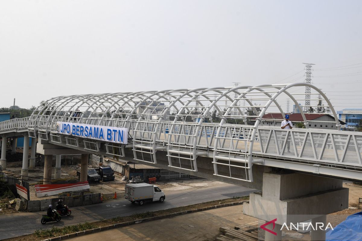 Popular: JIS Footbridge Inaugurated, 8% Ride-Hailing Commission from 1 July