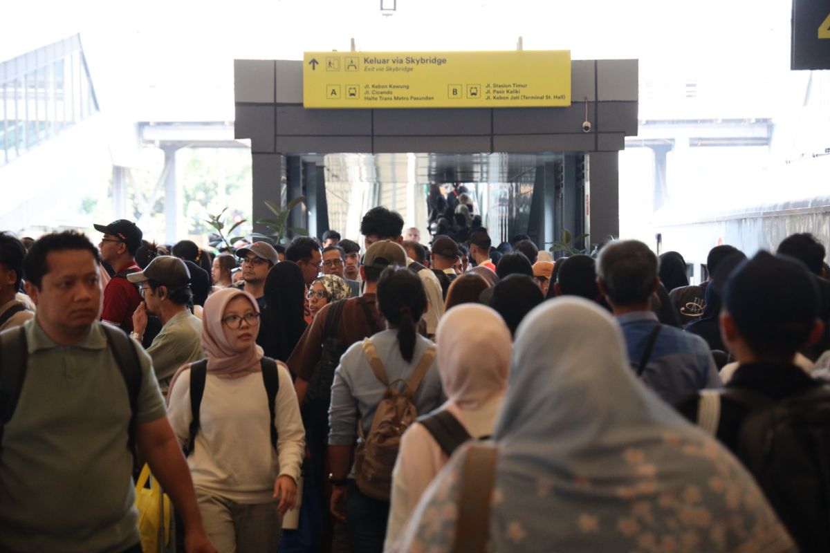 Tens of Thousands of Passengers Take Advantage of Train Ticket Discounts in Daop 2
