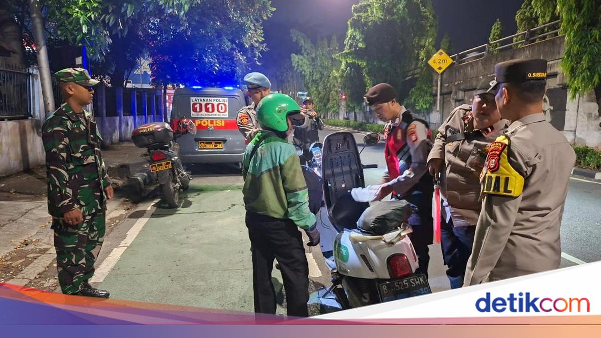 Multiple Motorcycles Without Documents Seized in Central Jakarta Police Operation