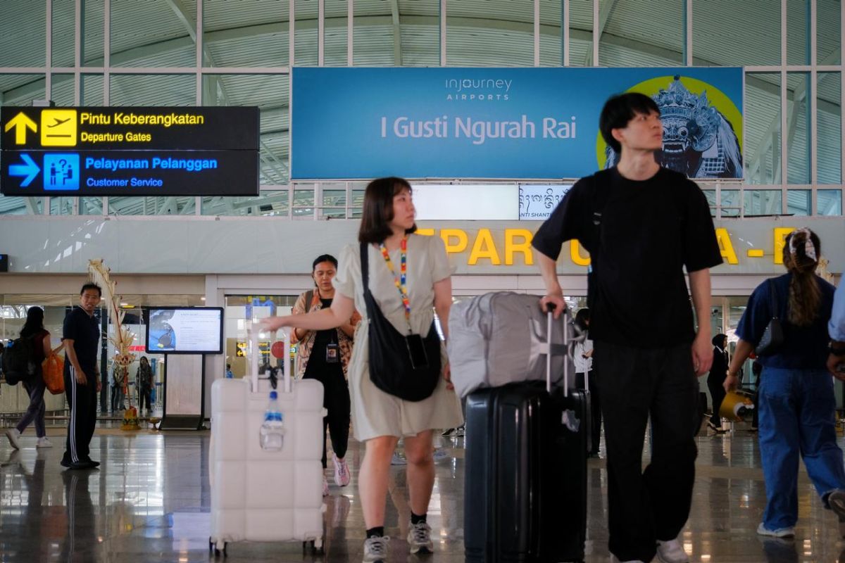 Ministry: Visa-Free Visits Could Boost Foreign Tourist Arrivals