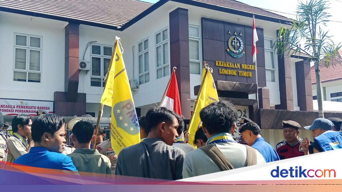 Students Urge East Lombok Prosecutor's Office to Fully Investigate MBG Point Trading Case