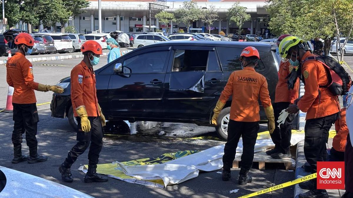Woman's Body Found in Car at Juanda Airport Car Park