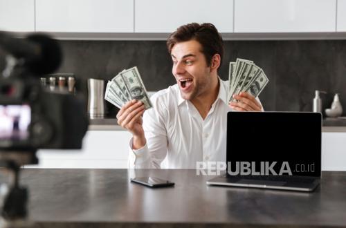 Financial Influencers Now Regulated by OJK, Must Provide Accurate Financial Information