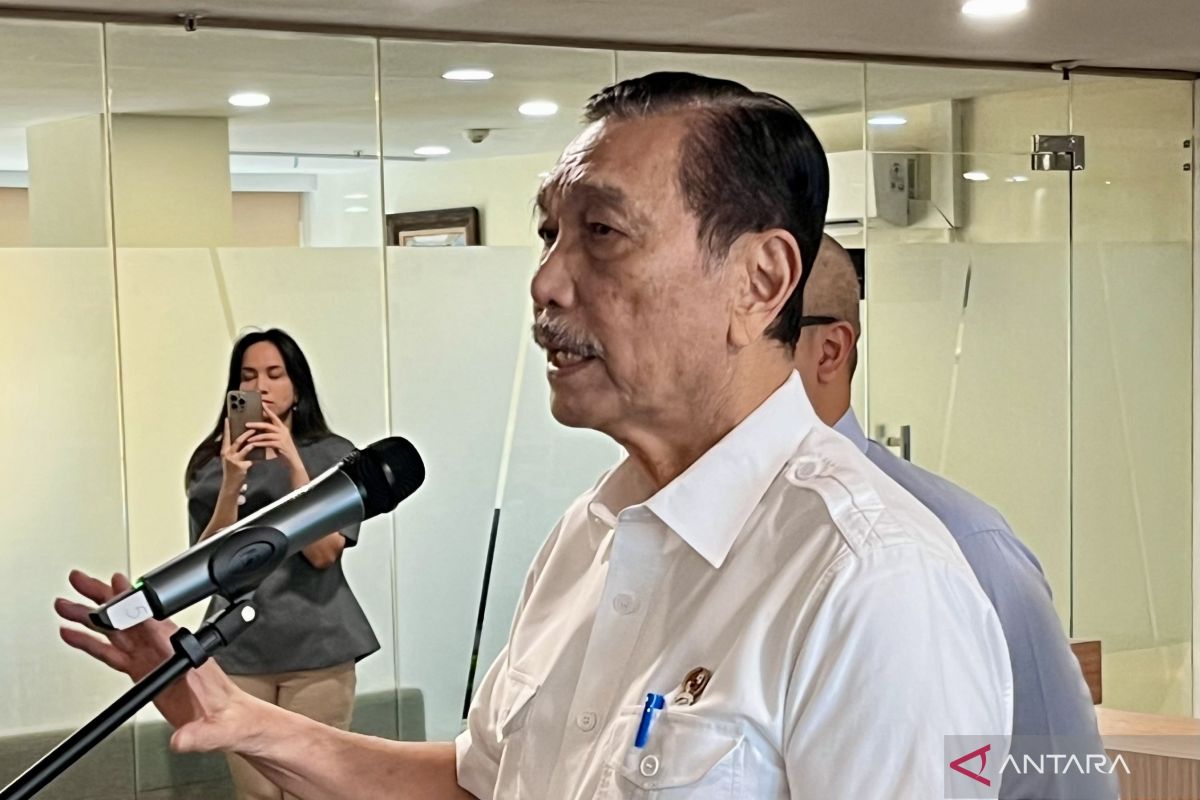 Luhut Confident Indonesia's Economy Can Still Grow Despite Rising Poverty