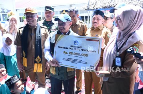 Ministry Partners with TNI to Accelerate School Reconstruction in Aceh