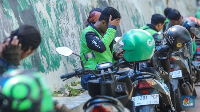 Unexpected Reactions from Ojol Drivers on Grab-Gojek Commission Cut to 8%