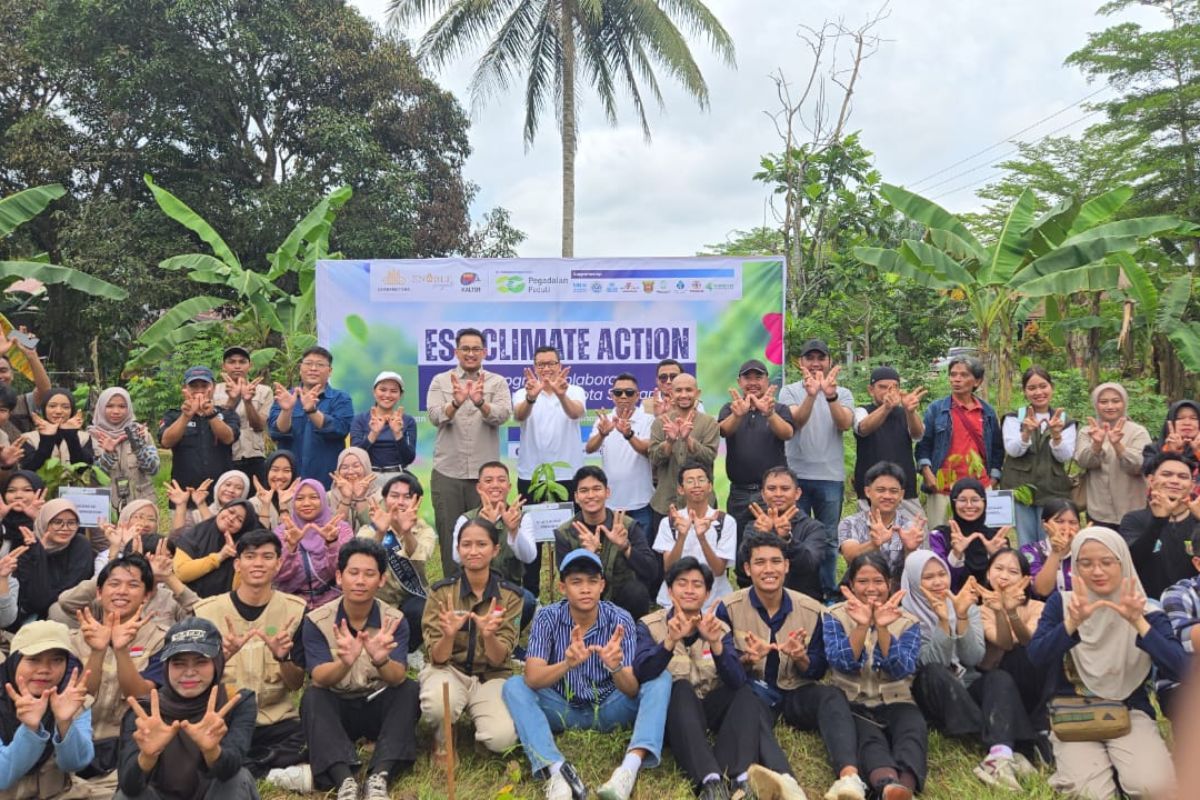 Pegadaian Supports '2,000 Trees' Programme in East Kalimantan, Promoting Green Collaboration for a Sustainable Environment