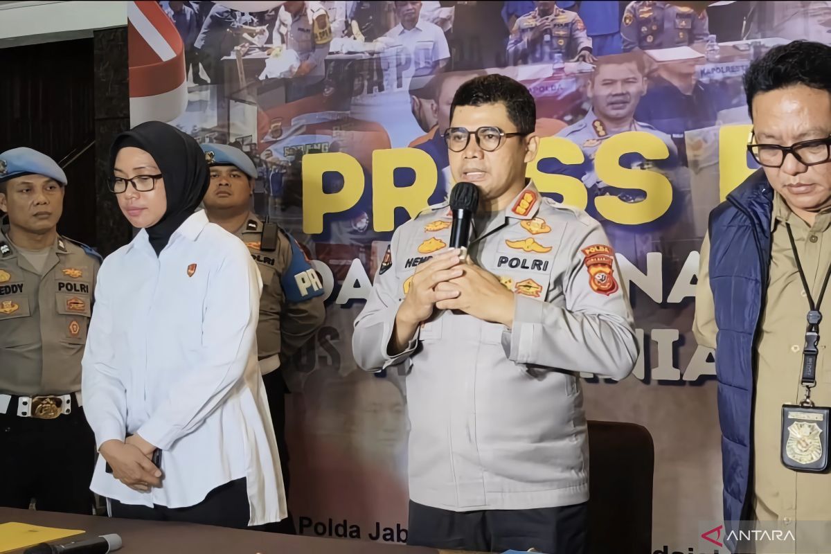 West Java Police open possibility of other victims in Taufik Hidayat case