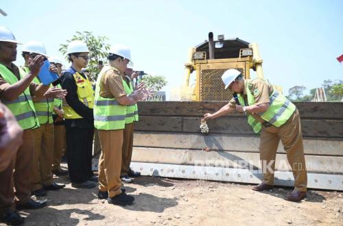 President Prabowo Allocates Rp 5.41 Trillion for Regional Roads, Here's Kuningan's Share