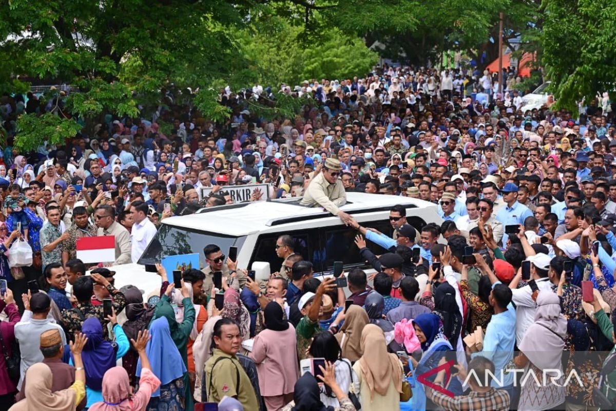 Prabowo reveals call from Australian PM Albanese requesting Indonesia sell fertiliser