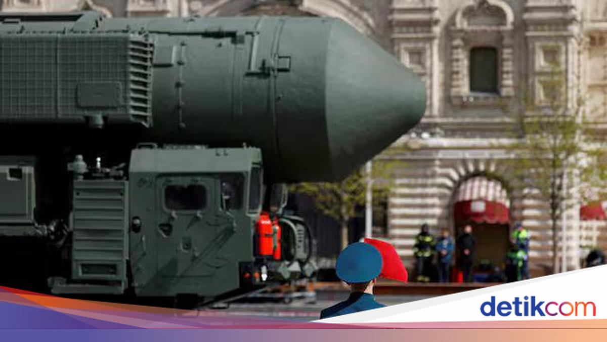Russia Calls Nuclear Weapons the Only Deterrent Against Global War