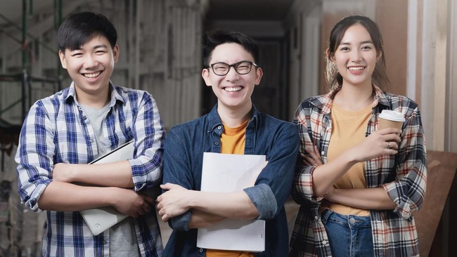 Gen Z Earns More Than Millennials at the Same Age, Study Finds
