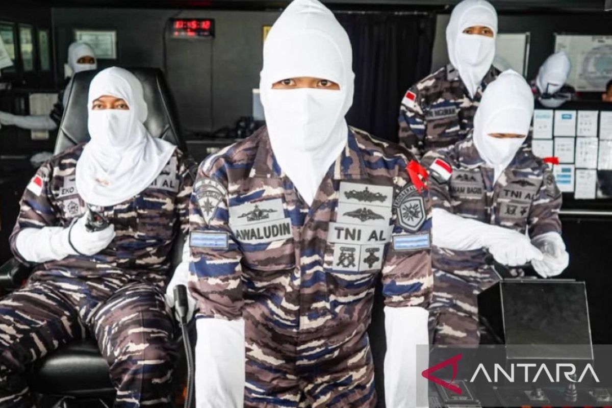 Ambon's Kodaeral IX Conducts Combat Drill on KRI Dorang to Ensure Readiness
