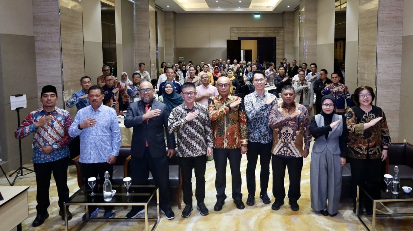 Kepri Investment Office Holds Business Meeting to Boost Local and Malaysian Investment