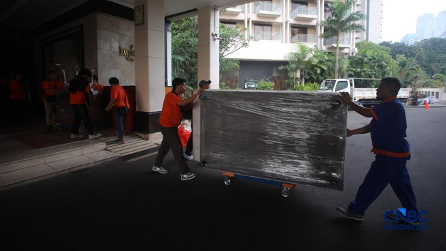 Palace Addresses Fate of Hotel Sultan Employees After Eviction