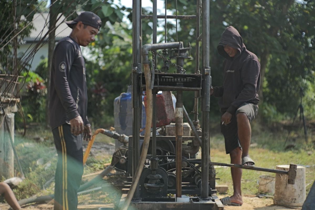 Clean Water Network Built in Banjarsari Hamlet to Face Dry Season