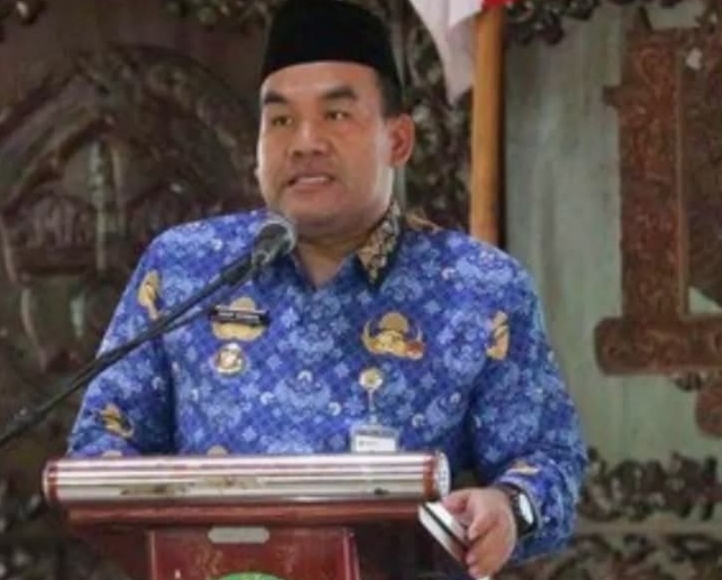 Blora Regency Government Guarantees Full Scholarship for Child of Suicide Victim