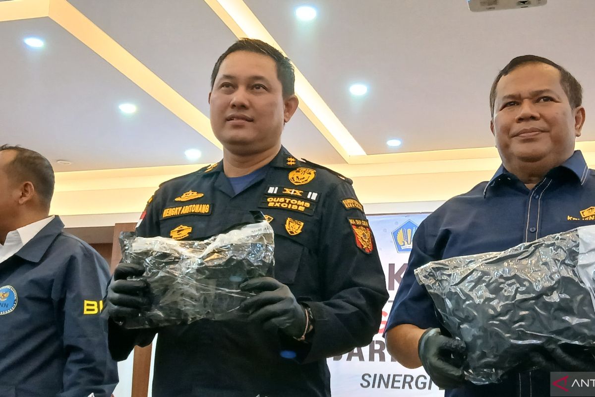 Customs at Soekarno-Hatta Airport Foil Three Drug Smuggling Attempts