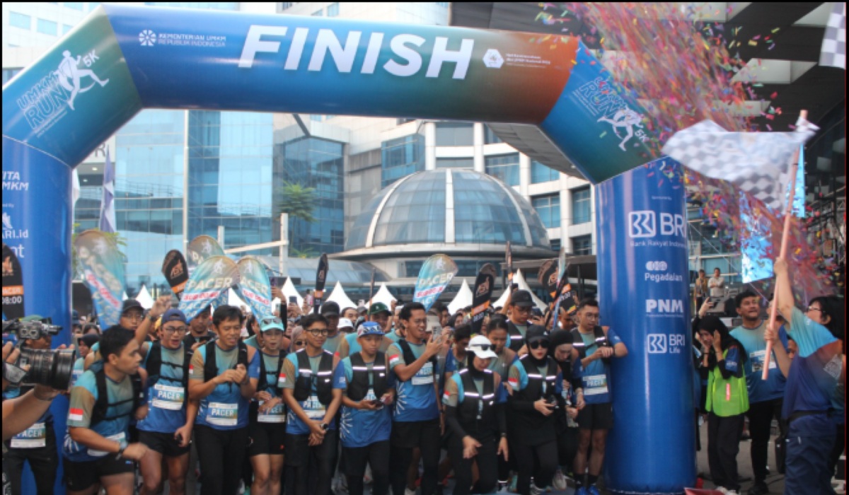BRI Life Promotes Insurance Literacy for MSMEs Through Fun Run