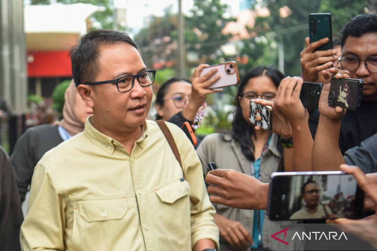 KPK Investigates Initiative Behind 20,000 Additional Hajj Quota Distribution in Hilman Latief Examination