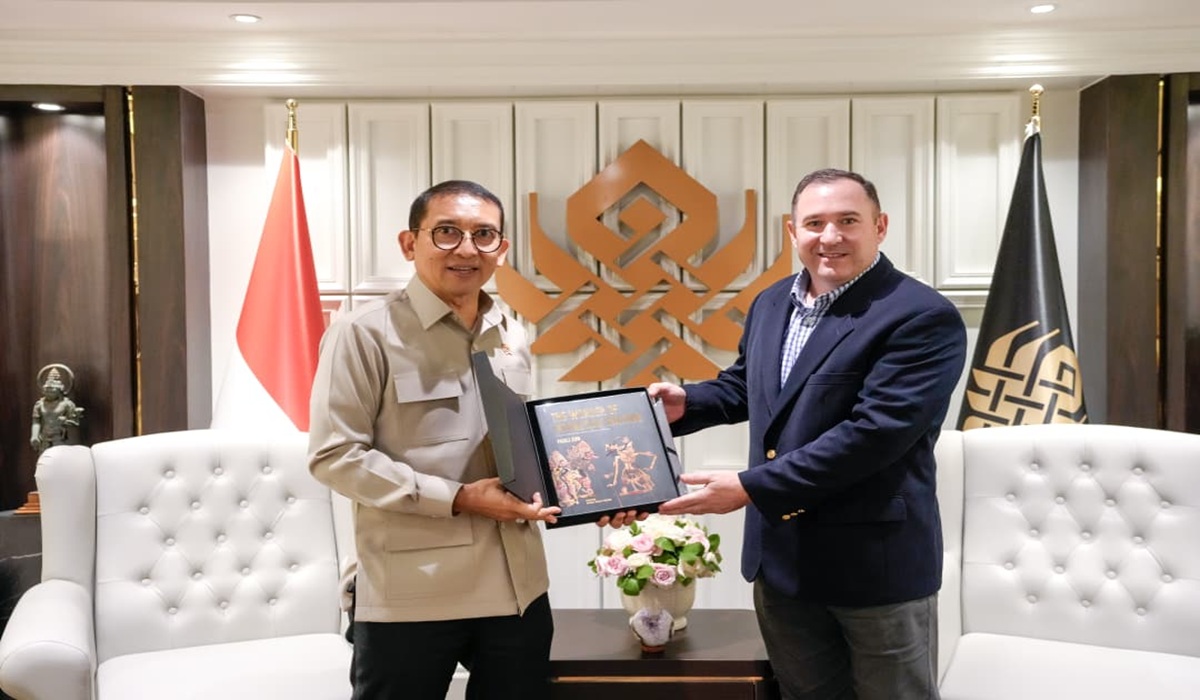 Culture Minister Fadli Zon and FBI Discuss Repatriation of Indonesian Cultural Artefacts