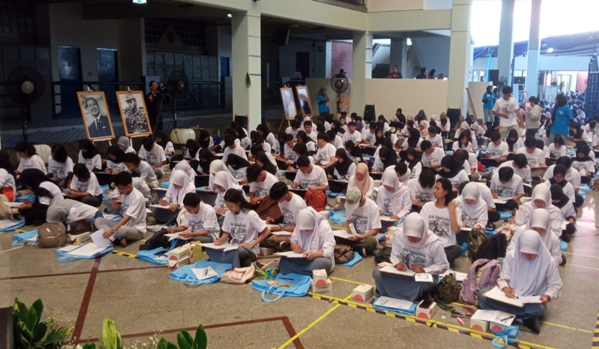 Sketch Competition and Leadership Seminar Mark 105th Soeharto Memorial