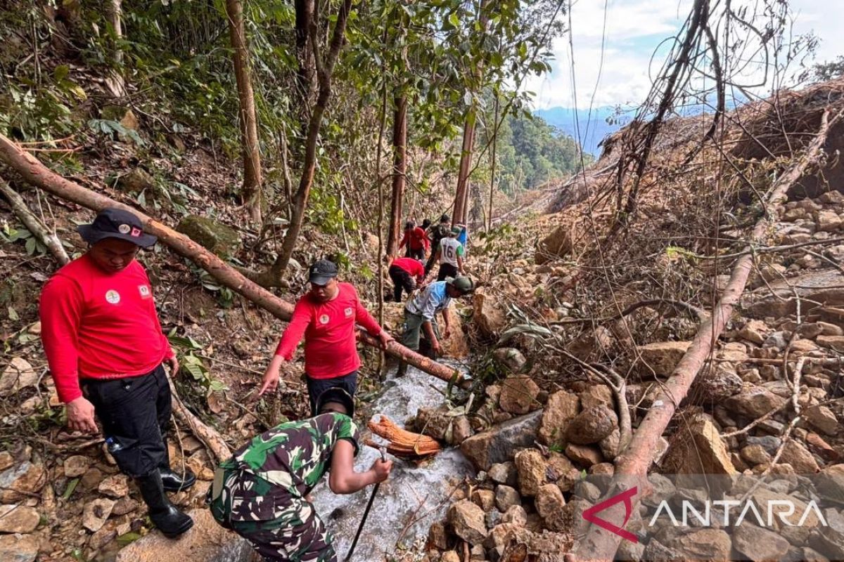 BNPB Repairs Emergency Infrastructure in Sigi Following Earthquake