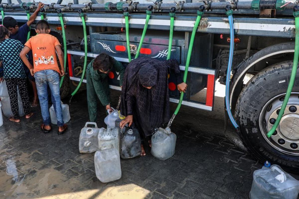 Water shortages hit Gaza amid limited aid funding