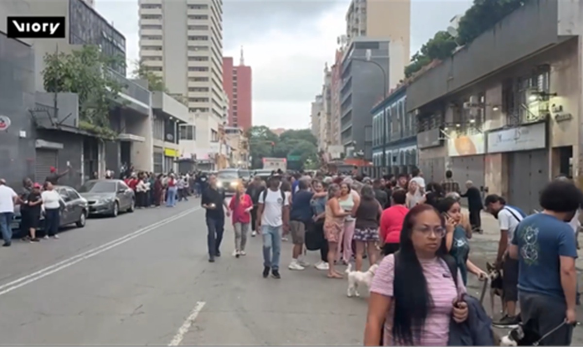 US Sends Rescue Teams to Venezuela After Earthquake, Maduro Calls for Unity from NY Prison