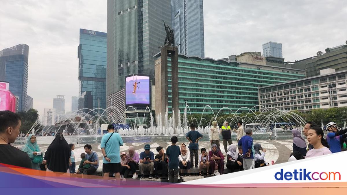 Traffic Engineering and Parking Locations for Jakarta's Anniversary at Bundaran HI