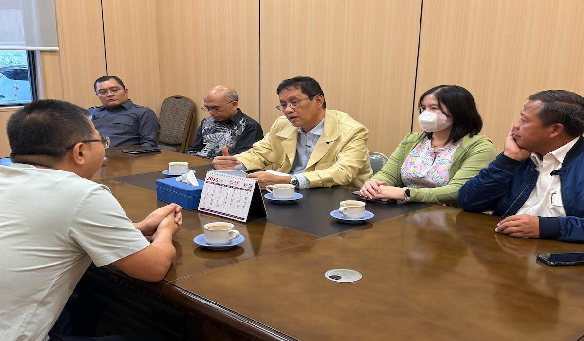 Finance Minister Purbaya Conducts Surprise Inspection of Chinese Steel Company in Pulogadung to Monitor Tax Compliance