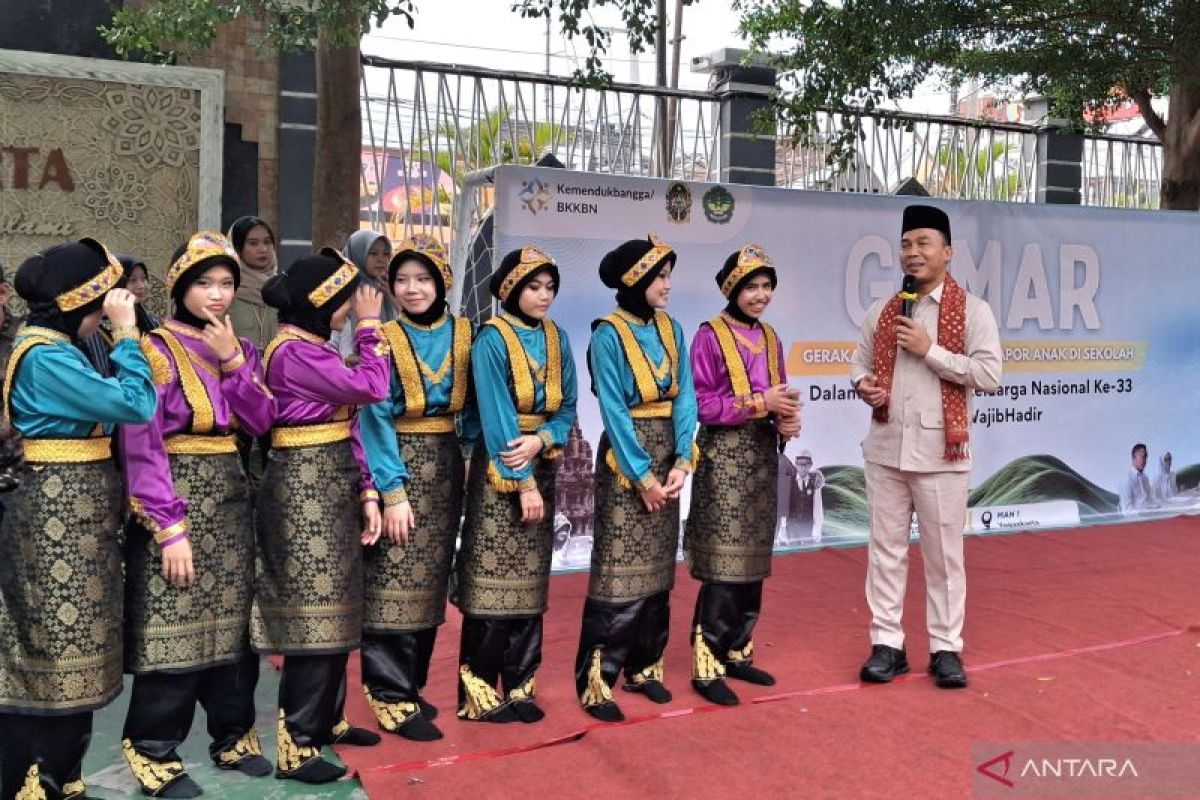 Minister Wihaji: 34 Percent of Adolescents Have Mental Health Issues, Father's Presence Crucial
