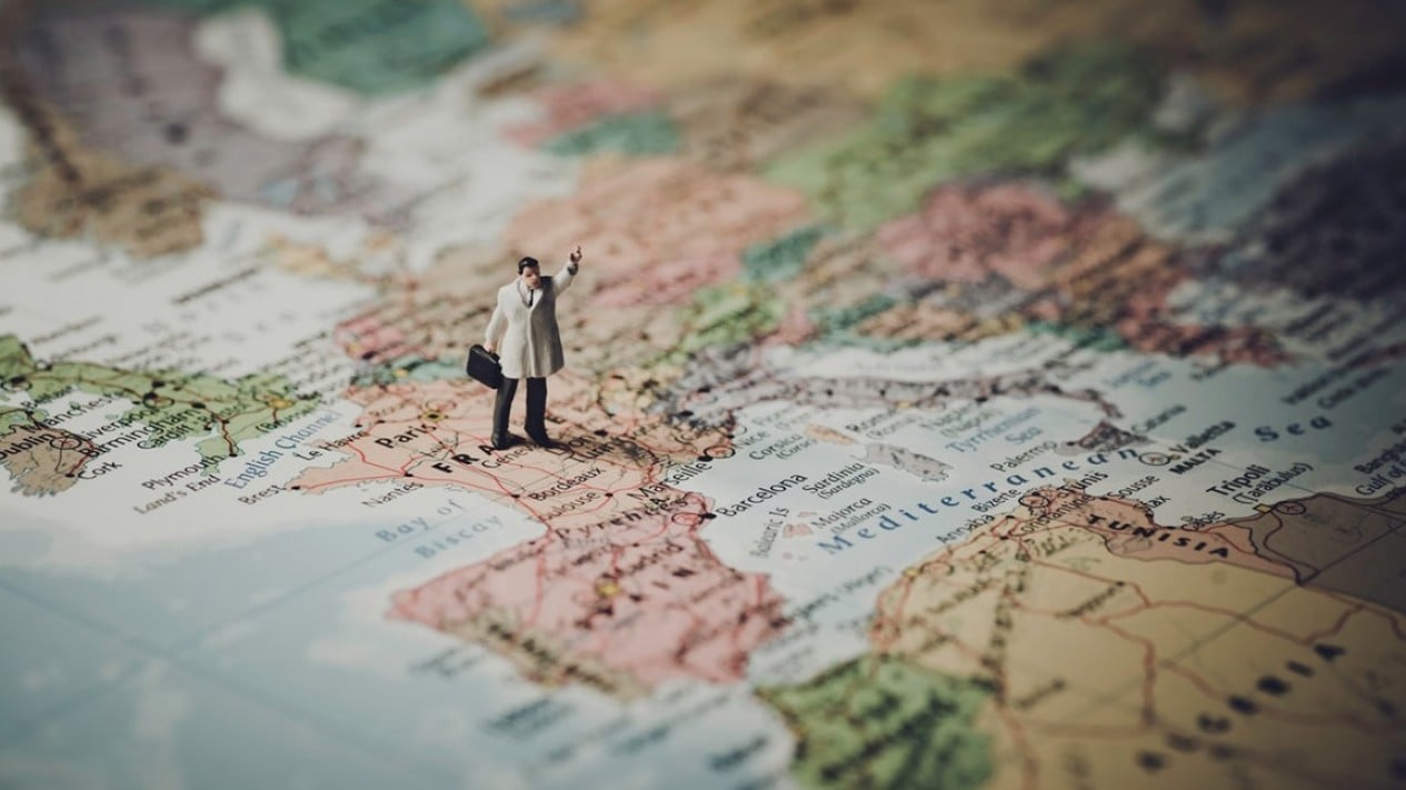 Visa-Free Entry Strengthens Indonesia's Tourism Competitiveness Amid Global Competition