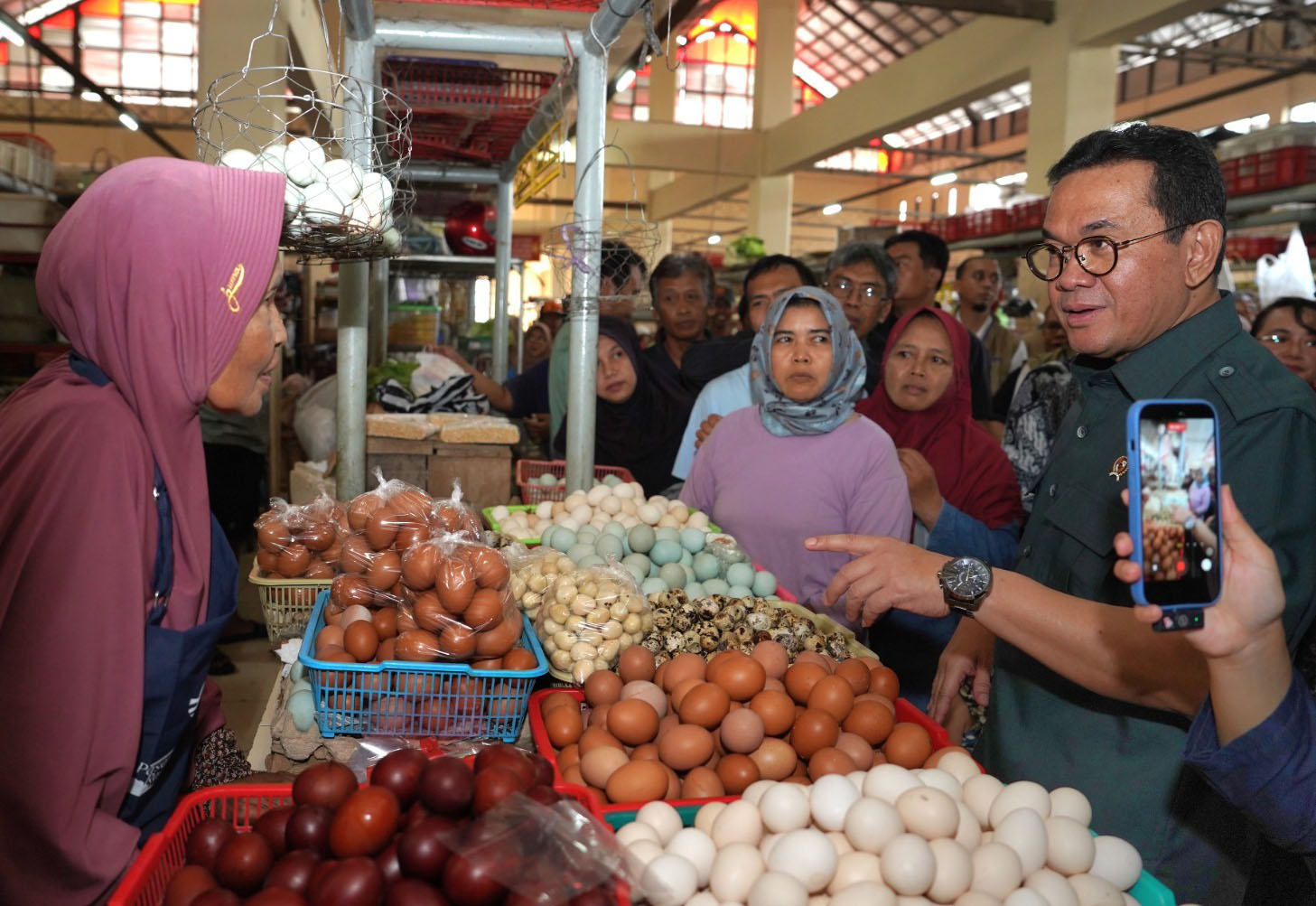 Trade Minister Confirms Staple Food Supply and Prices Remain Under Control