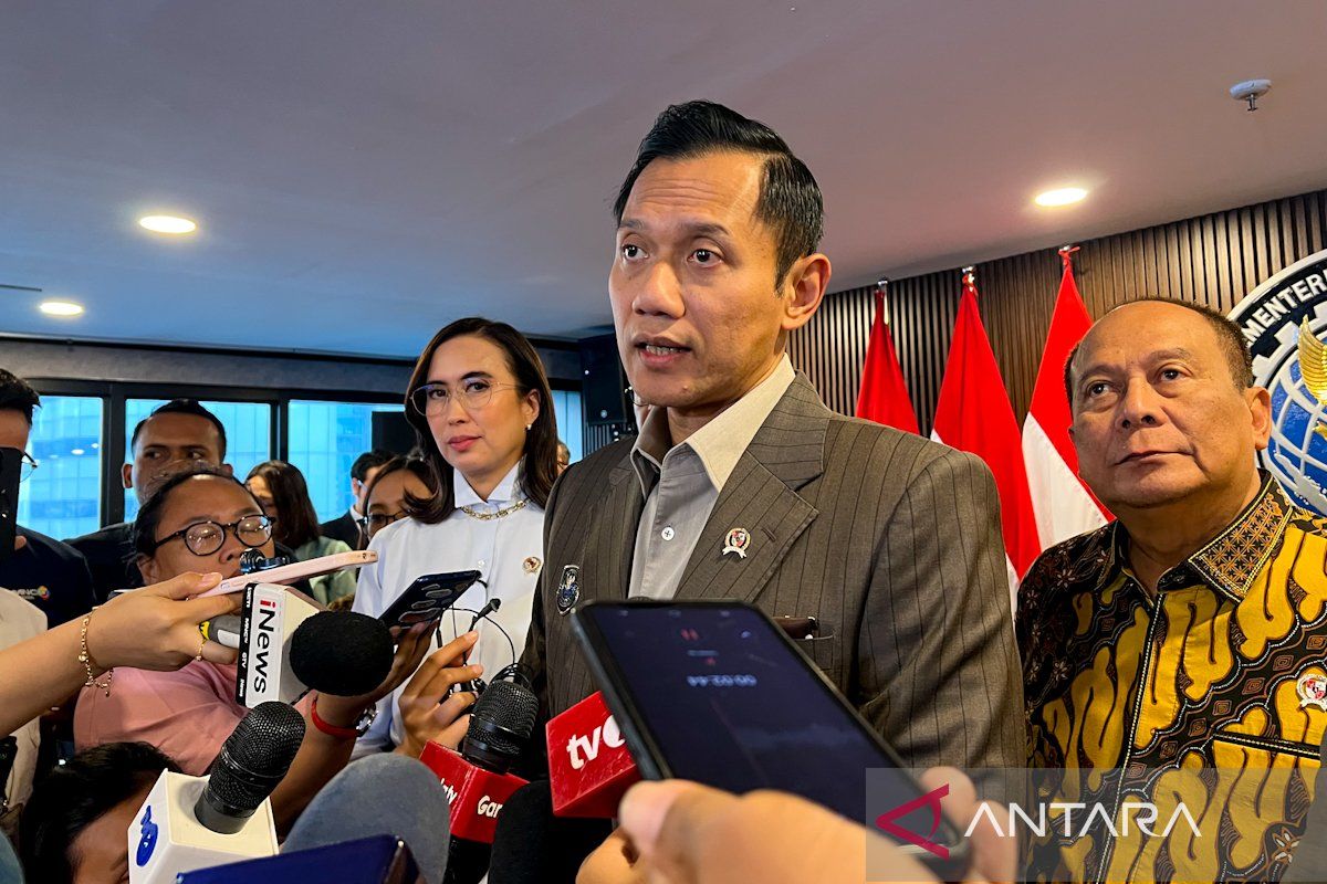 Indonesia to Adopt Sustainable Aviation Fuel from 2027, Says Minister AHY