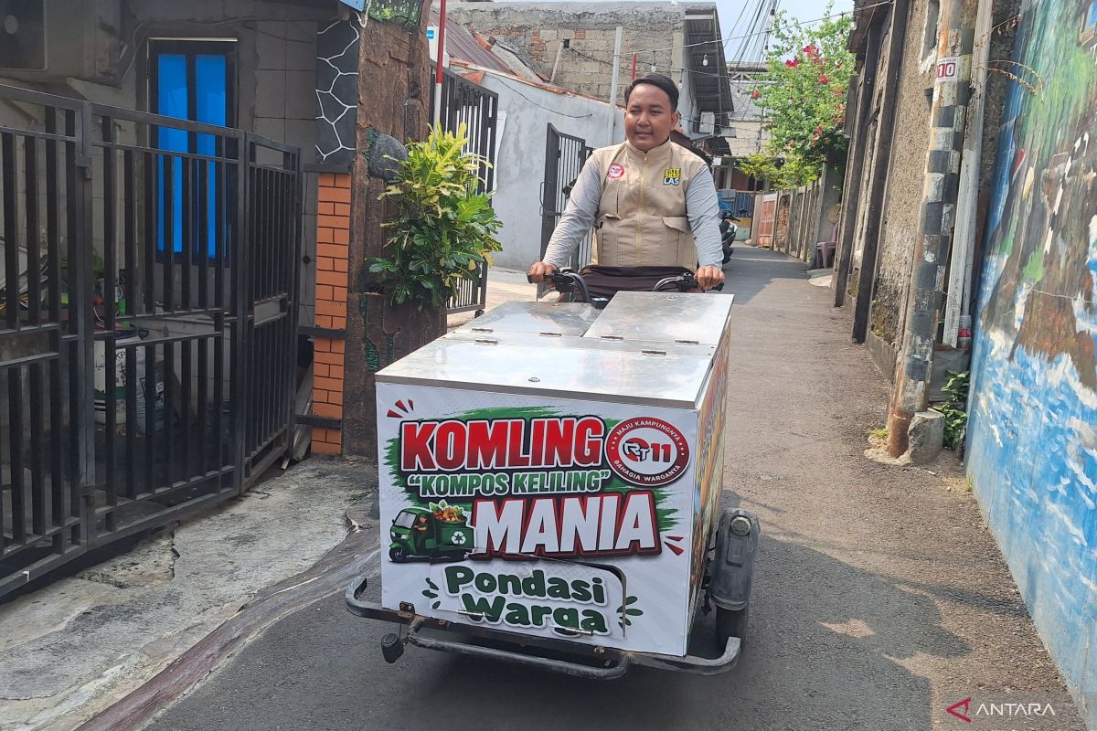 Mobile Compost Carts Drive South Jakarta Towards Zero Waste