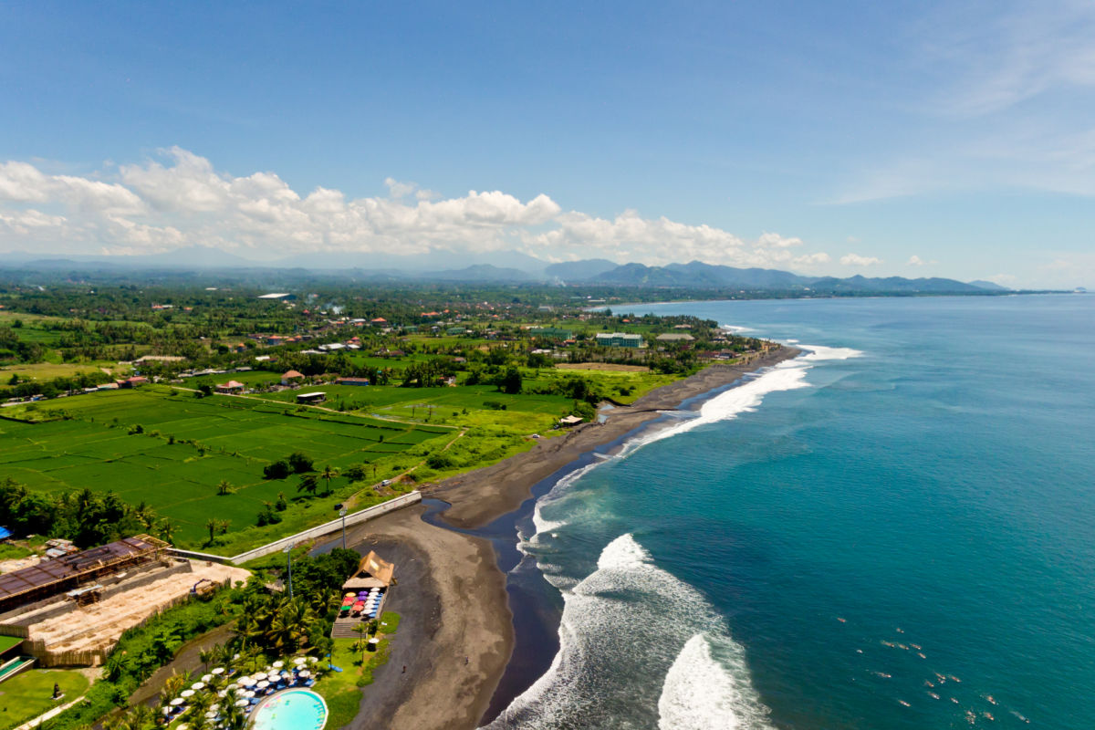 Tragedy At Bali Tourist Beach As Extreme Wave Warning Extended