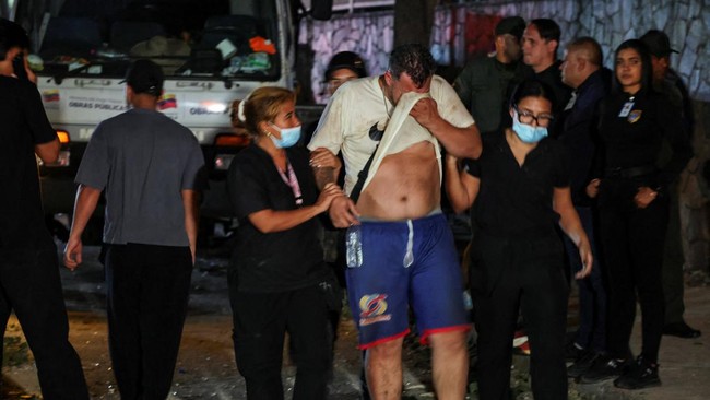 Heartbreaking Scenes in Venezuela as Twin Earthquakes Flatten Homes