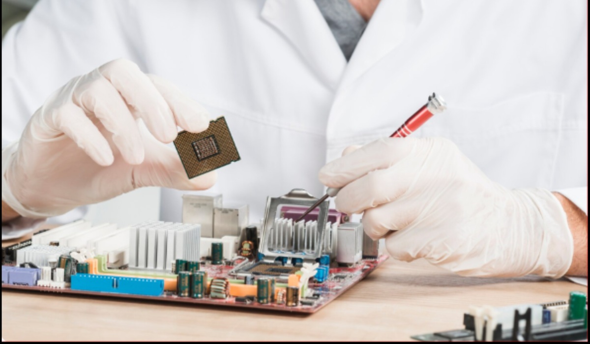 US-Iran War Disrupts Helium Supply, But Chip Industry Remains Resilient