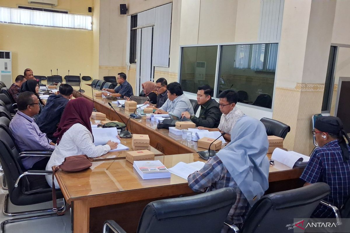 Situbondo DPRD Special Committee Reveals IDR 1.6 Billion in Physical Project Findings