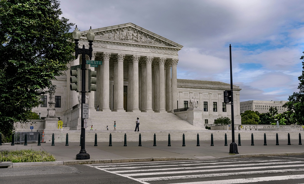 US Supreme Court Hands Trump Victories, Paving Way for Mass Deportations