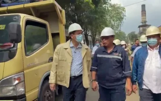 Finance Minister Purbaya Stresses Regulatory Compliance for Fair Industrial Competition