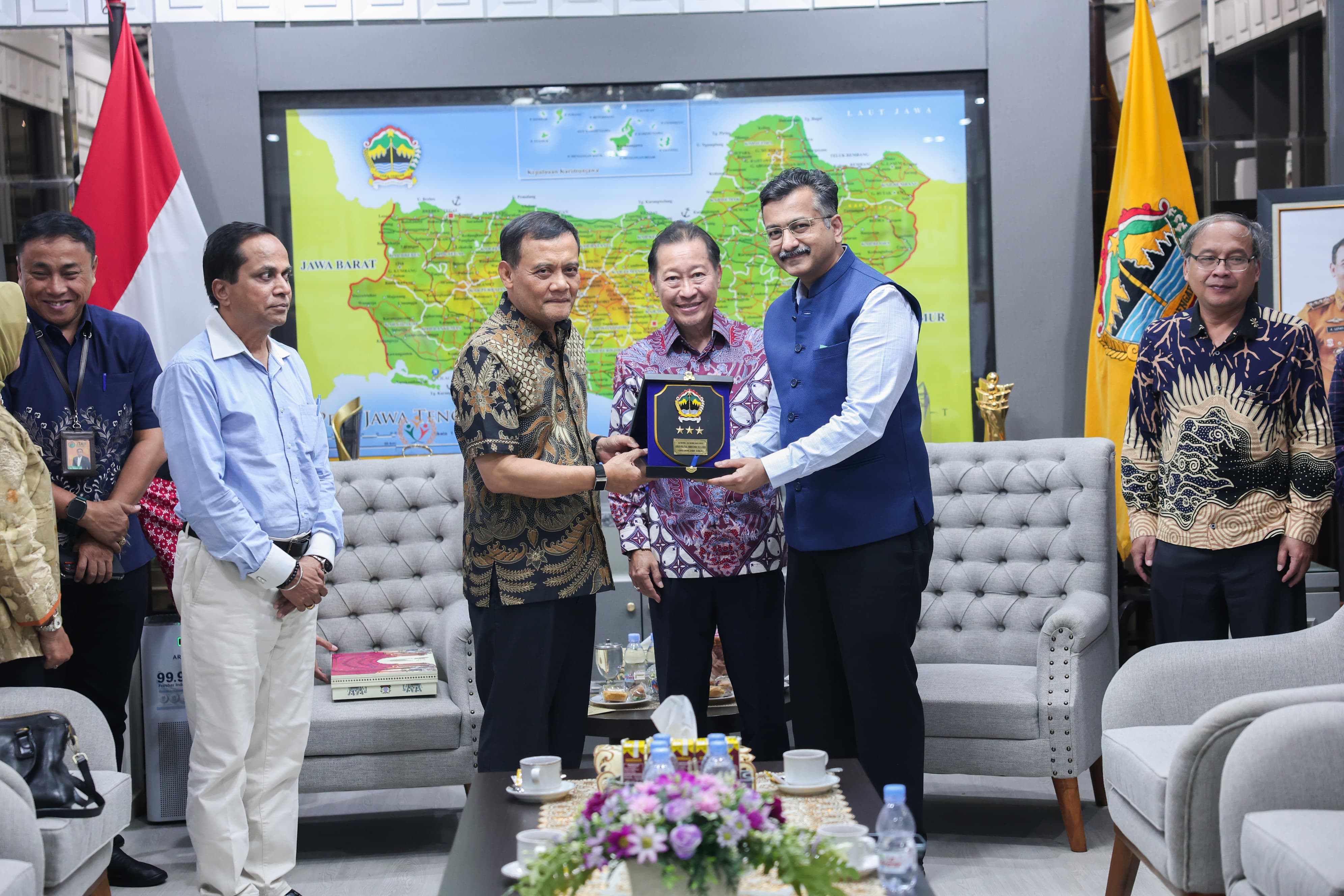 Indian Investor J.K. Enterprises Explores Expansion into Central Java's Agriculture and Solar Energy Sectors