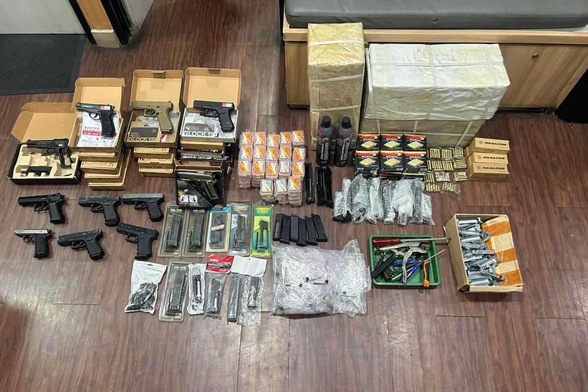 Crime roundup: Air gun seller arrested, debt collector intimidation investigated