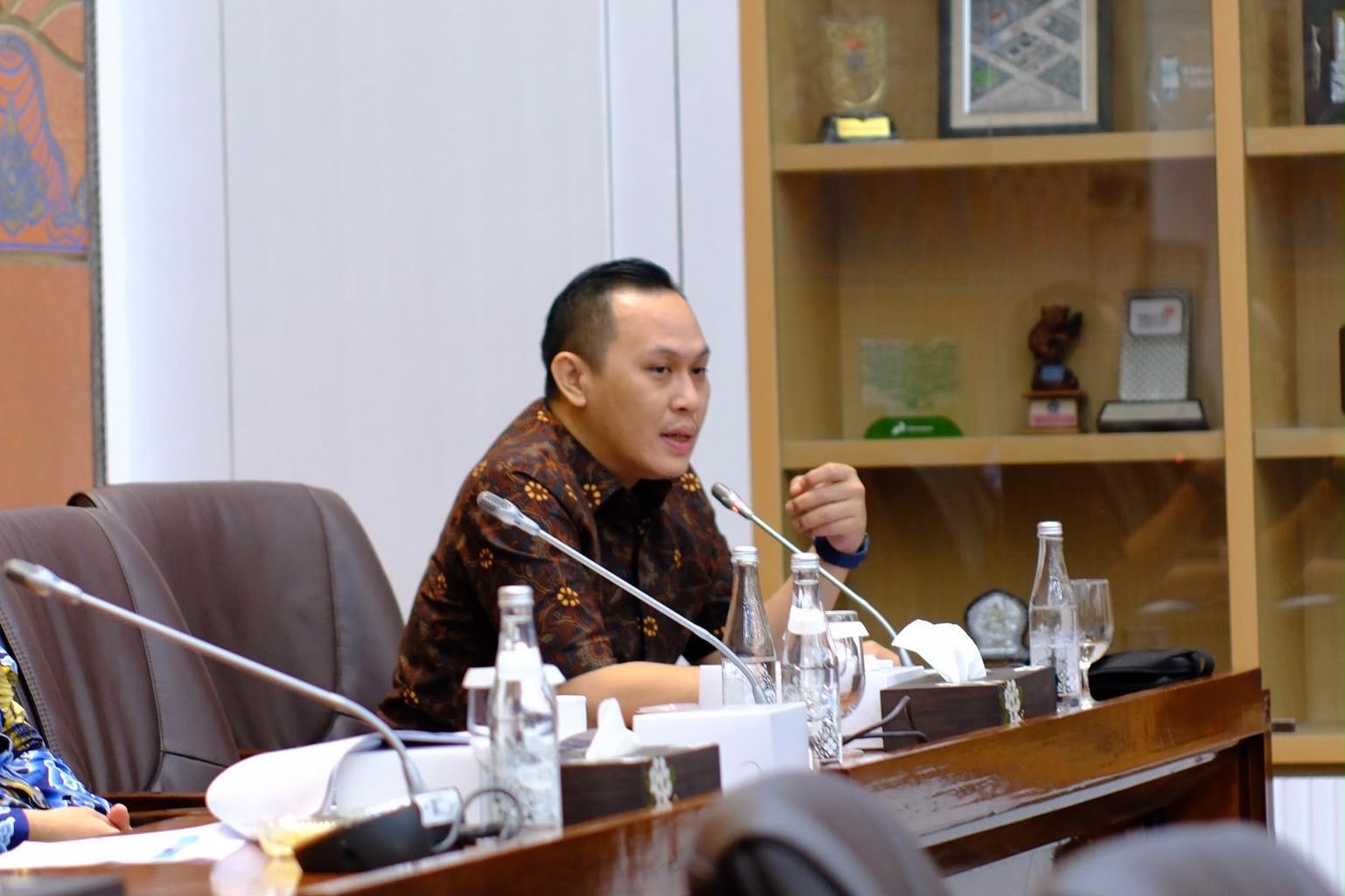 Legislator Urges PT Pos Indonesia to Accelerate Digital Transformation and Service Integration