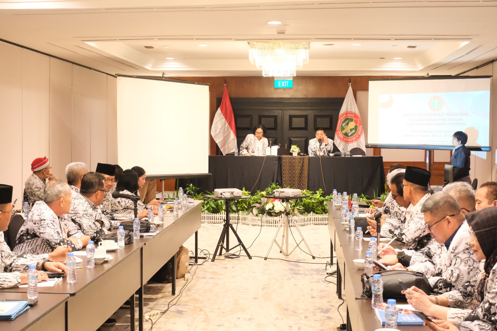 PGRI Provincial Administrators Declare No Dualism in Leadership