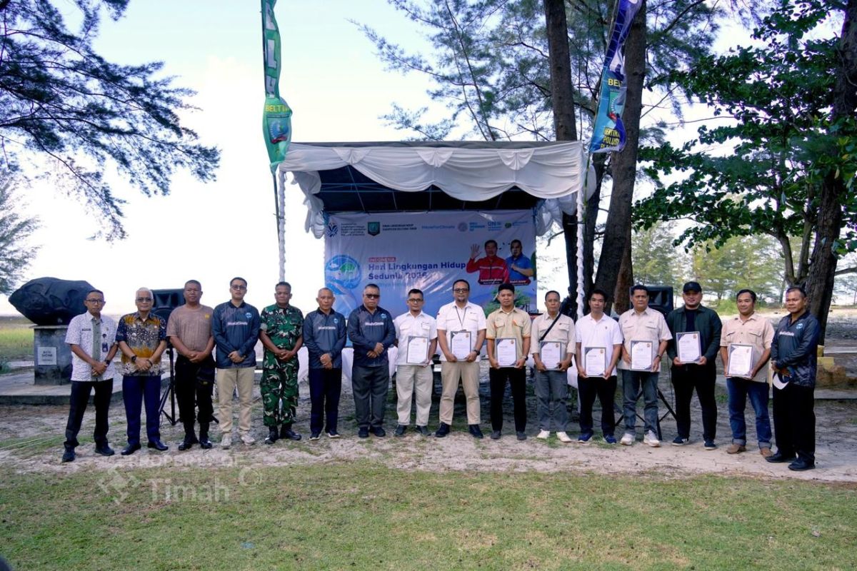 East Belitung Regency Government Plants Hundreds of Trees to Prevent Abrasion at Lalang Beach